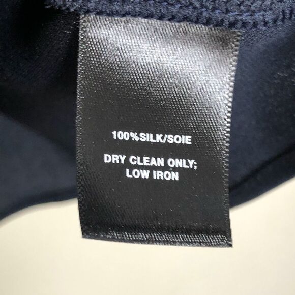 Lafayette 148 Sz M Navy Silk Top Blouse - Picture 4 of 5